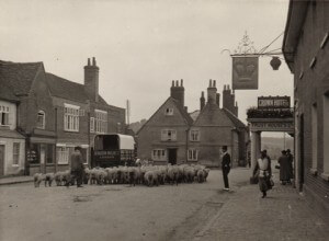 Market Square looking towards the houses demolished in 1939 (PHO146)
