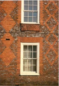 The house has some very fine brickwork "diapering" (PHO586)