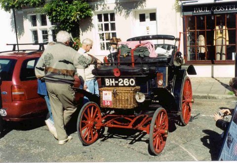 Goerge Ward's car back in Amersham (PHO1294a)