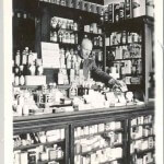Arthur Kennard in his shop c1920 (PHO2583)