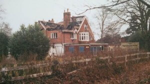 Ken House Hotel after the fire in 1987
