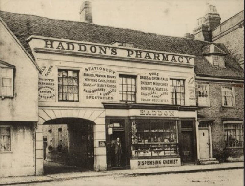 Haddions Pharmacy, Old Amersham