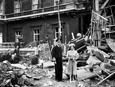 Buckingham Palace bombed