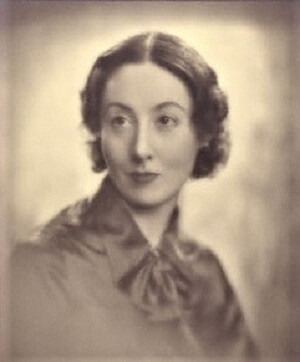 Stella Mary Newton, née Pearce (1901–2001) 