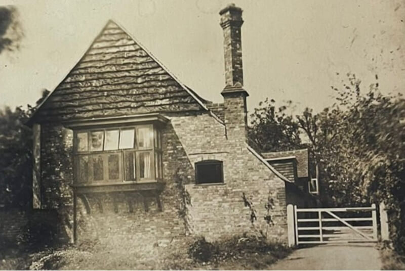 Exterior of Manor Barn, 1933